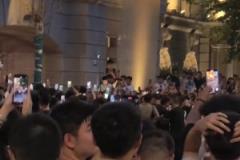 詹姆斯给自己戴上了王冠！霸气侧漏！