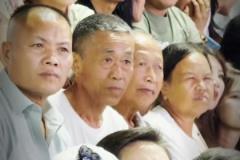 盐城队今天也算过年了！球迷在高铁站欢呼