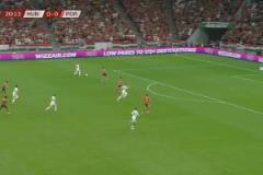 葡萄牙0-1落后！瓦尔加门前头球击中立柱弹入网窝